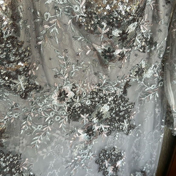 Mac Duggal EMBELLISHED V NECK ILLUSION LONG SLEEVE GOWN size 16 $698 - Picture 7 of 16